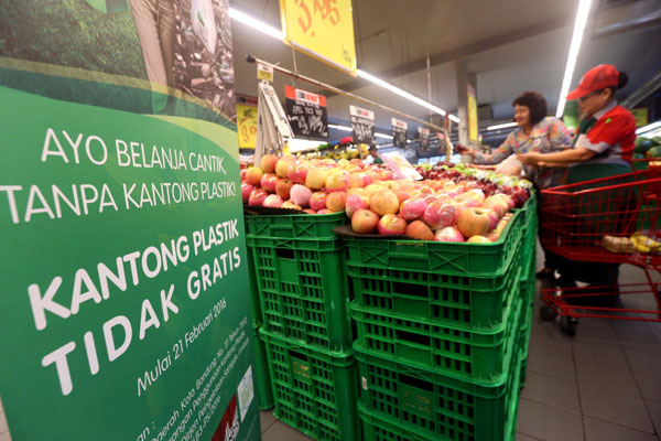  FOTO: Kantong Plastik Berbayar: Insentif Untuk Produsen Akan Dikurangi