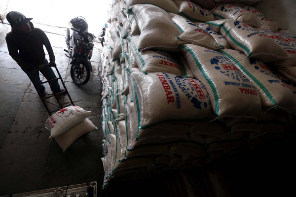  FOTO: Serapan Beras Petani Oleh Bulog Tahun Ini Diprediksi 4 Juta Ton
