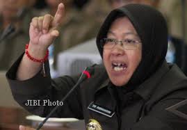  Kenapa Bu Risma Menolak Ikut Pilkada DKI Jakarta?