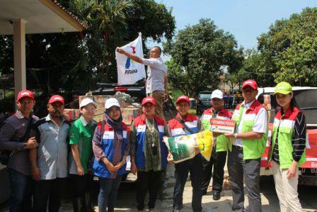  Pertamina Bantu Korban Banjir di Kab Bandung