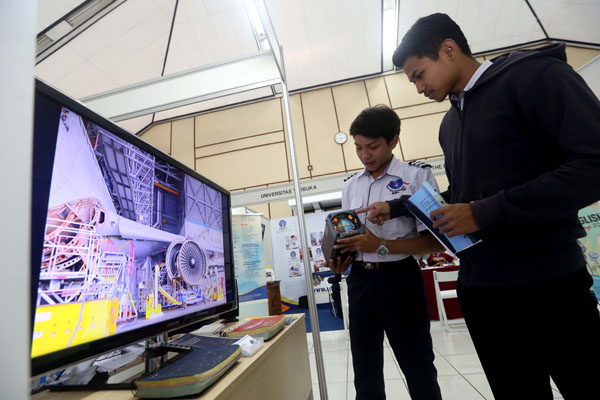  FOTO: Pameran Pendidikan Tinggi, Kursus dan Pelatihan 2016 di Graha Bhayangkara