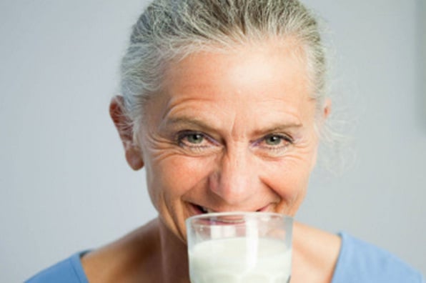  Keliru, Atasi Osteoporosis Dengan Banyak Minum Susu. Lantas Bagaimana?