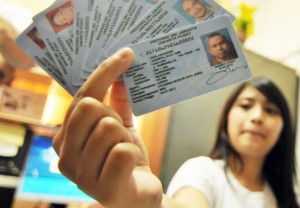  Warga Miskin Difasilitasi Pembuatan KTP & SIM C Gratis