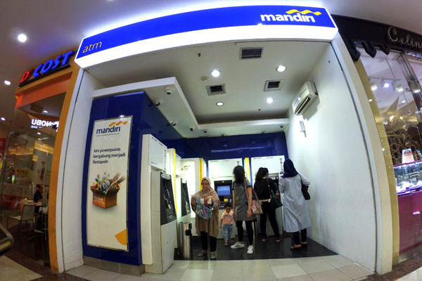  FOTO: Bank Mandiri Terapkan Suku Bunga Rendah Single Digit, Optimalkan Penyaluran KUR