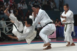  Kejurnas Karate Amura Jadi Ajang Pemanasan Karateka Jabar di PON 2016
