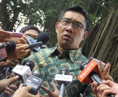  Ridwan Kamil Pecat 1 Camat &amp; 2 Lurah