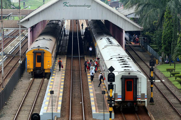  FOTO: KAI Operasikan Kembali Kereta Cicalengka-Padalarang