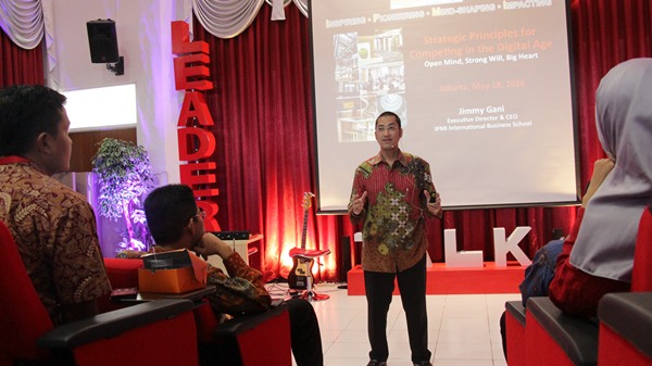  Telkom University Gelar Leaders Talk Bahas Persaingan di Era Digital