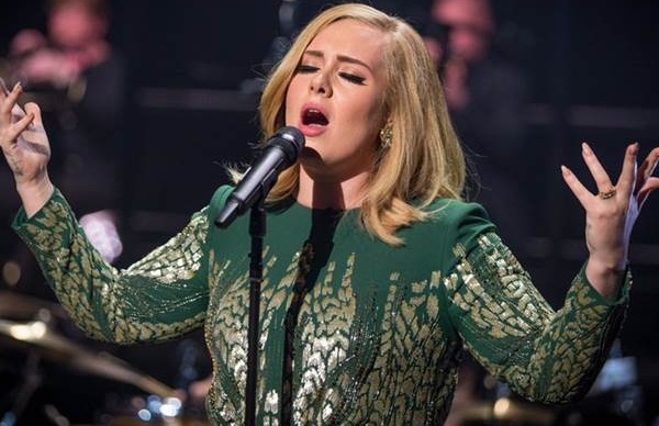  Adele Teken Kontrak Rp1,79 Triliun Dengan Sony