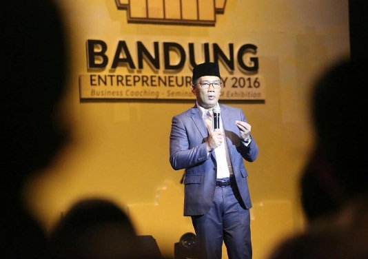  Ridwan Kamil: Fasilitas Publik Ditata, Warga Bandung pun Bahagia