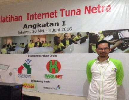  Aplikasi Komputer Bicara Bantu Tuna Netra Dalam Berwirausaha