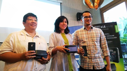  Lenovo Hadirkan Rangkaian Produk Smartphone Berteknologi Virtual Reality