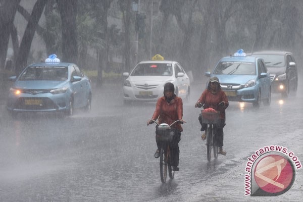  Info Cuaca: Jakarta Bakal Diguyur Hujan Seharian