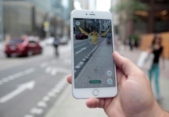  Gila Pokemon Go, Bule Ini Nekat Terobos Markas TNI
