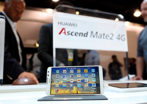  Pendapatan Huawei Meroket 40%, Mantap di Posisi 3 Dunia