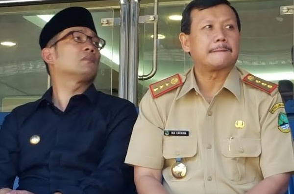  Sekda Jabar Iwa & Emil Gelar Rapat Terbuka di GBLA, Ada Apa?