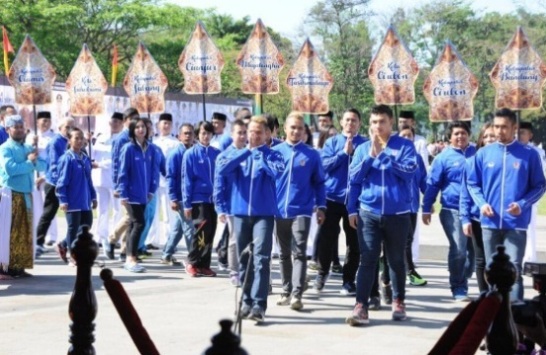  HUT JABAR: Perkenalkan Atlet PON Jabar di Gasibu, Aher Janjikan Bonus