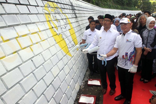  FOTO: Akzonobel dan Puluhan Komunitas Mural Lukis Jalan Siliwangi