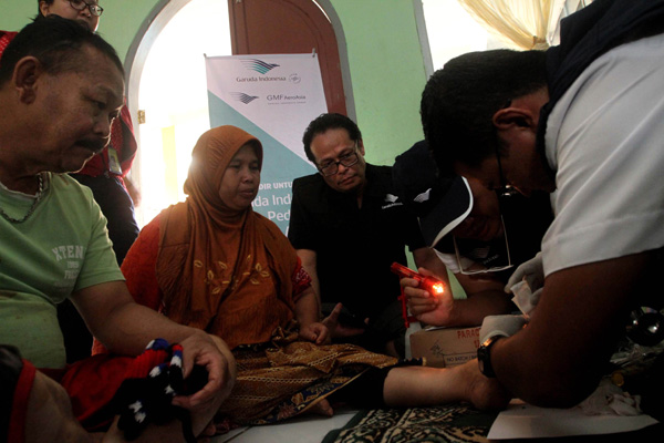  FOTO: Garuda Indonesia Group Peduli Korban Banjir Bandang Garut