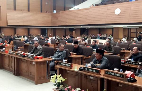  Dewan Berharap Tidak Ada Yang Menciderai Sukses Administrasi PON 2016