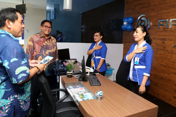  FOTO: FIF Group Perkuat Kantor Pelayanan Di Bandung