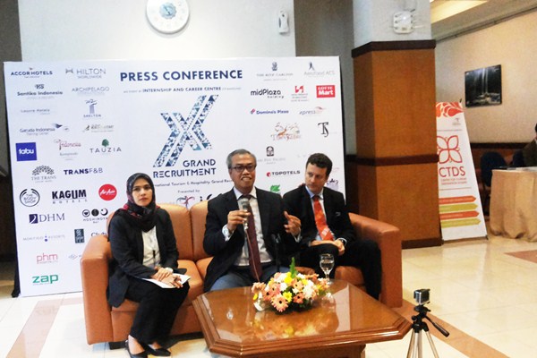  STP NHI Bandung Gelar International Tourism &amp; Hospitality