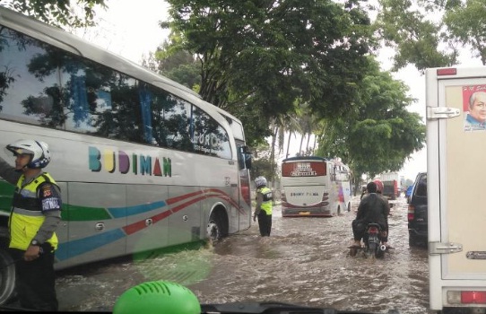  Rancaekek Banjir, Polisi Alihkan Jalur Bandung-Garut