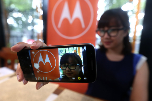  FOTO: Motorola Perkenalkan Smartphone 4G Generasi Baru
