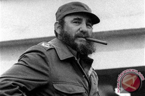  PM Kanada Tak Mau Cabut Pujiannya Untuk Fidel Castro