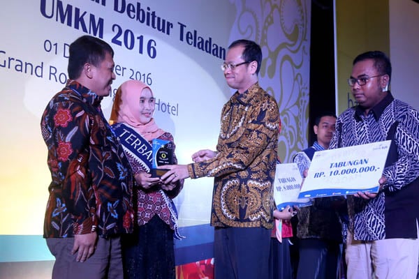  FOTO: Bank BJB Beri Penghargaan bagi Debitur UMKM