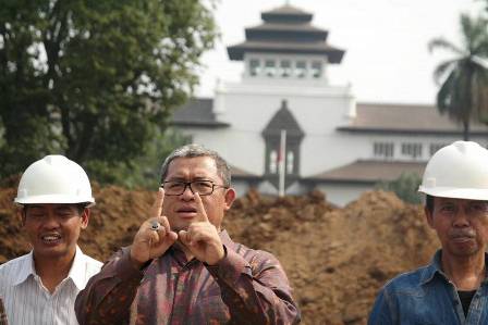  Aher Apresiasi Peluncuran Resi Gudang &amp; Pasar Lelang Komoditas di Cianjur