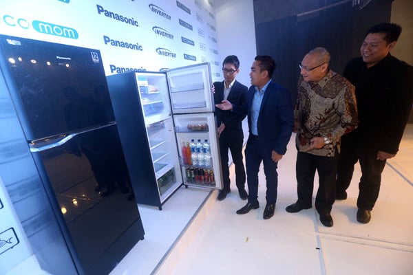  FOTO: Panasonic Luncurkan Lemari Es Berknologi Econavi dan Inverter