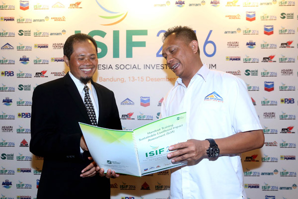  FOTO: INVESTASI SOSIAL: PT BSI Jadikan Pemberdayaan Masyarakat dan Lingkungan Sebagai Prioritas