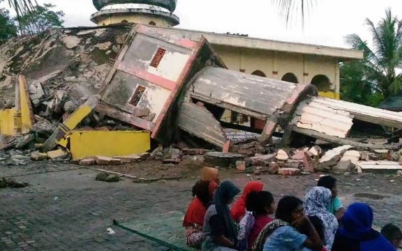  Jepang Beri Bantuan 500 Tenda Pengungsian Untuk Korban Gempa Pidie