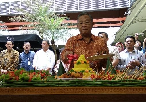  Menko Bidang Perekonomian Darmin Nasution Rayakan Ultah ke-68 Tahun