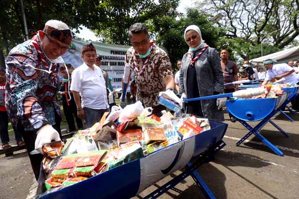  FOTO: BPOM Musnahkan Obat dan Makanan Ilegal Senilai Rp12,6 Miliar