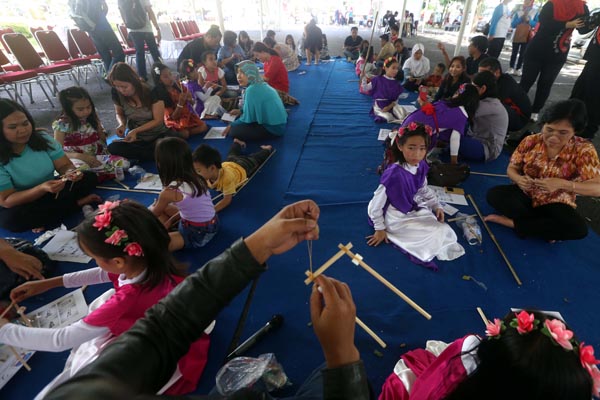  FOTO: Hari Ibu, Dekranasda Jabar Gelar Weekend Fair Angkat Tema \"Craft For Mom & Kids\"