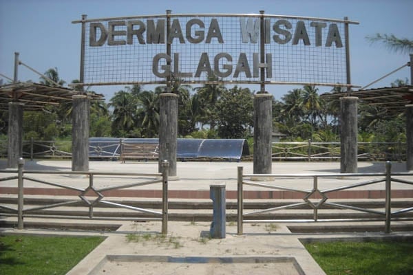  PANTAI GLAGAH: Bangunan Tak Berizin Disidak Dewan