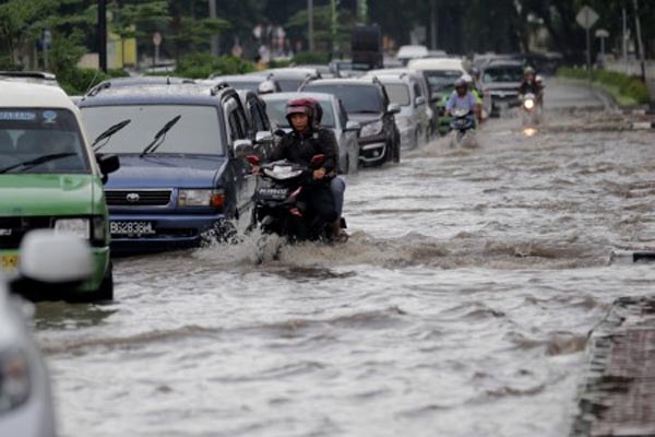  Banjir Bandang Purwodadi, Jalur Malang-Pasuruan Terhenti 3 Jam