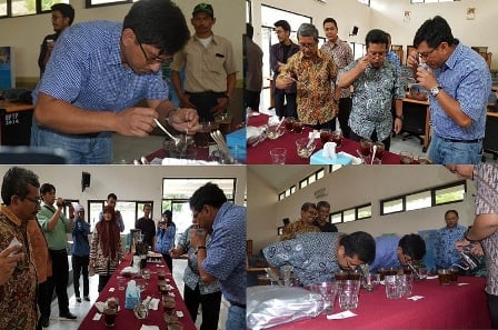  Kopi Java Preanger Diuji Mutu Lewat Cupping Test