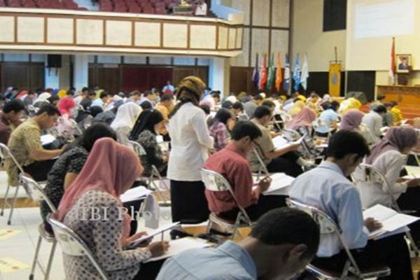  Kemenristek Ancam Potong Tunjangan Profesor Pemalas