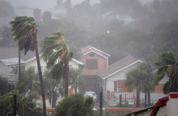  Puncak Musim Hujan, Warga Cirebon Agar Waspadai Cuaca Ekstrem