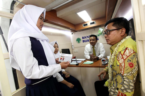  FOTO: BSB Beri Apresiasi Kepada Yayasan Pendidikan PGII Bandung Serta Operasikan Mobil Kas Keliling