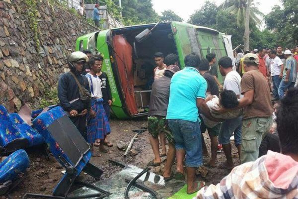  Kecelakaan Bus Pariwisata di Malimbu, Dua Orang Tewas