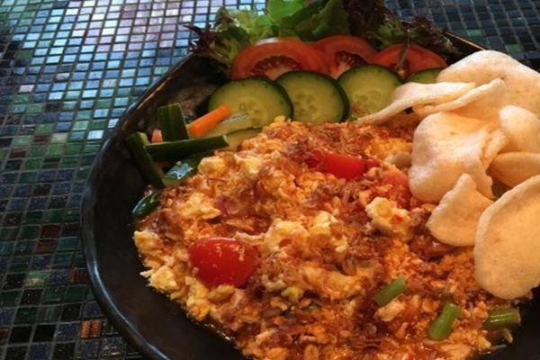  Coba, Nasi Goreng Gila Berkuah di Senopati