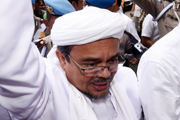  Pesan Vulgar di WhatsApp : Ini Reaksi Rizieq Shihab