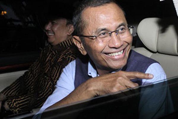  Tunda Pemanggilan Dahlan Iskan, Brotoseno Didakwa Terima Rp1,9 Miliar