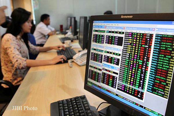 Suasana di sebuah kantor sekuritas/Endang Muchtar 