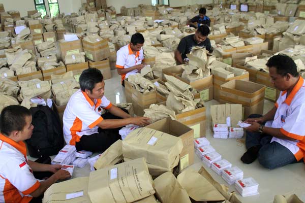  Kemendagri Siap Bantu Distribusi Logistik Pilkada