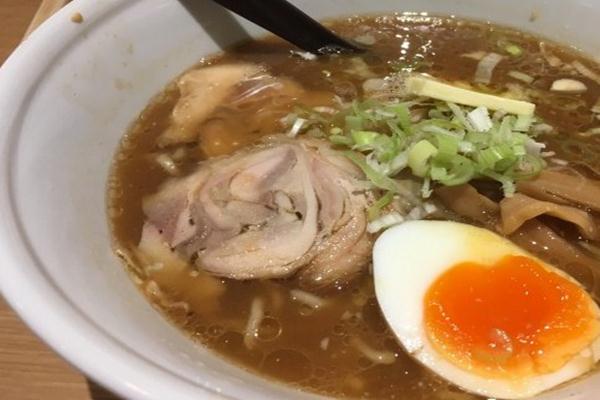  Restoran Ippudo Ramen Hadirkan Ramen Porsi Kecil